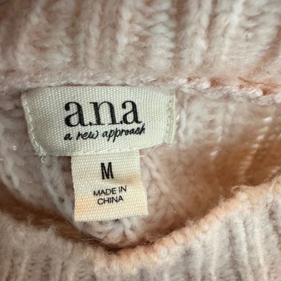 a.n.a. Cable Knit Sweater M Medium Cream Beige‎ Pullover Long Sleeve Womens - Picture 2 of 6